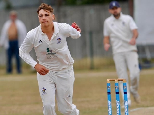 Worthing CC v Mayfield CC, Sussex League Division 2