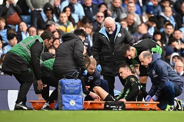 The winger continues his recovery from a knee injury sustained at Man City last October