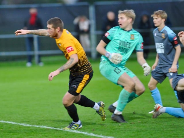 Littlehampton Town and Three Bridges played out a seven-goal thriller at The Sportsfield on Saturday with the home side coming out on top 4-3. Photographer Stephen Goodger was there to catch the action