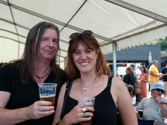 Hastings Old Town Carnival Week 2022: Nearly on the Beach Concert. Photo by Frank Copper