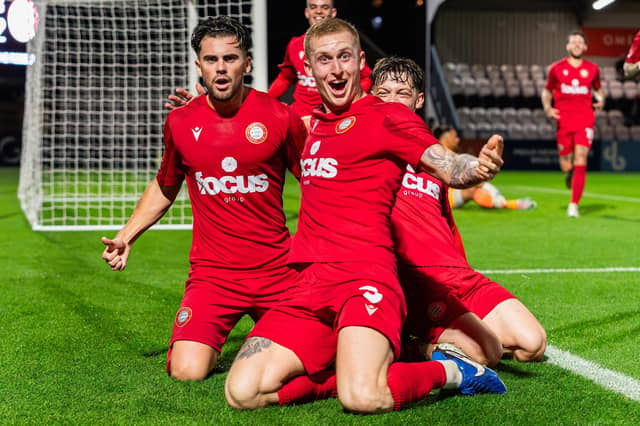 Boreham Wood v Worthing in National League South