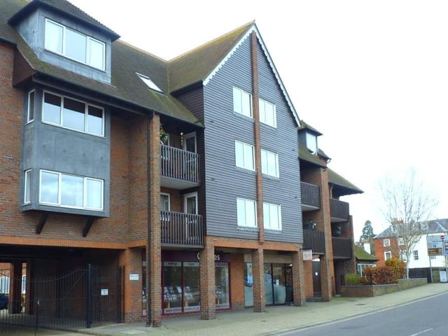 Martlets Court, on the site of the original Bridge Hotel