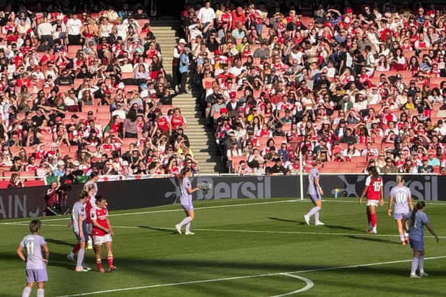 Brighton look to quell Arsenal's early advances