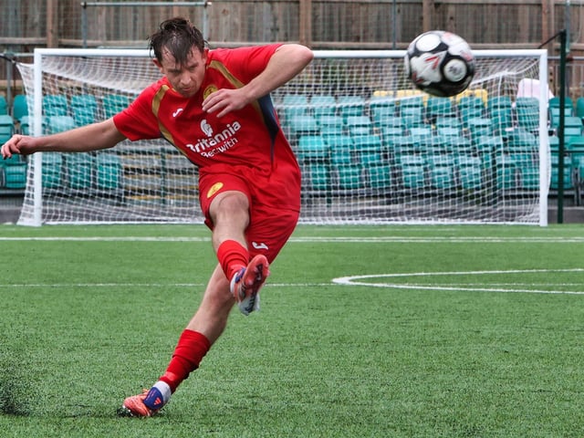Newhaven v Horsham YM, SCFL Premier