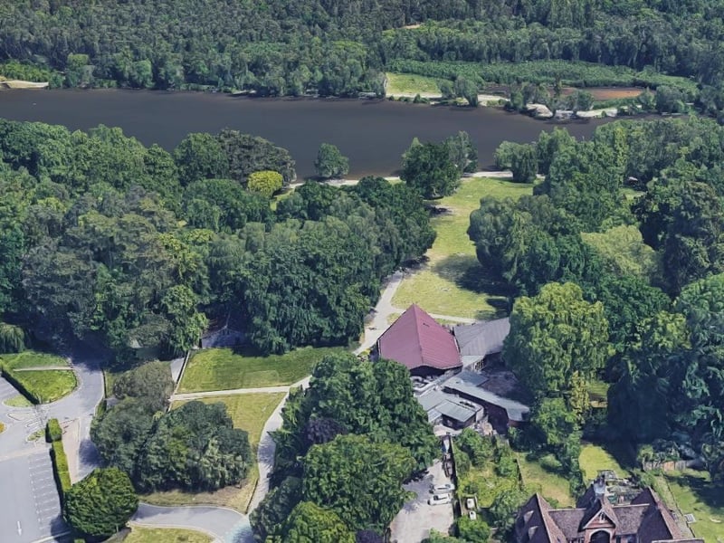 Crawley's Smith & Western sits in Tilgate Park. The American-themed eatery overlooks the picturesque lake and forest.