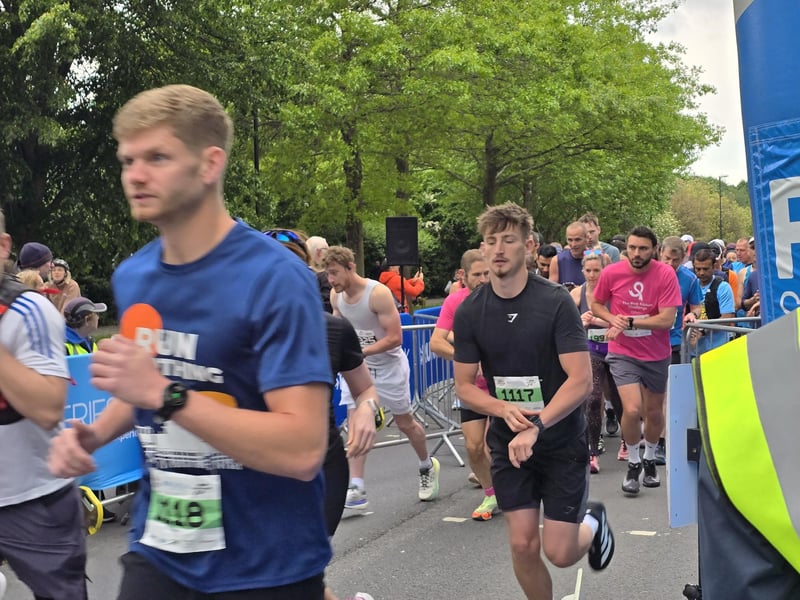 Run Gatwick 2026 half marathon and 5k