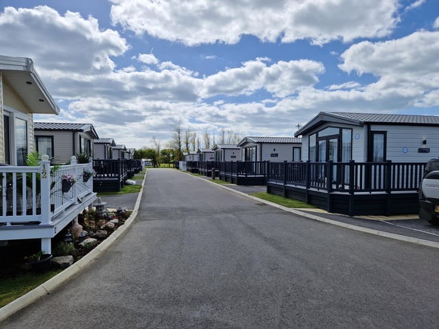 We tried out a family weekend break at Seal Bay Resort in Selsey. We stayed in a platinum caravan and experienced a host of activities and entertainment across the seaside West Sussex site.