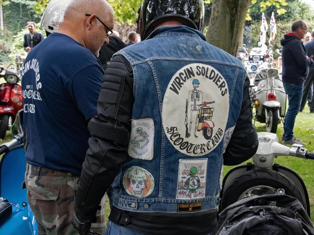 Crowds enjoyed the spectacular scooter rally which took place at Bognorphenia this weekend.