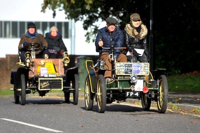 London to Brighton Veteran Car Run, seen here at Burgess Hill. SR23110501 Photo S Robards/Nationalworld