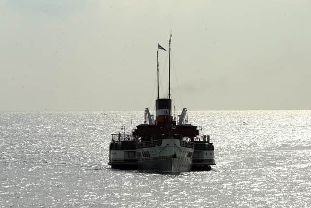 The paddlesteamer Waverley at Worthing Pier in September 2008
