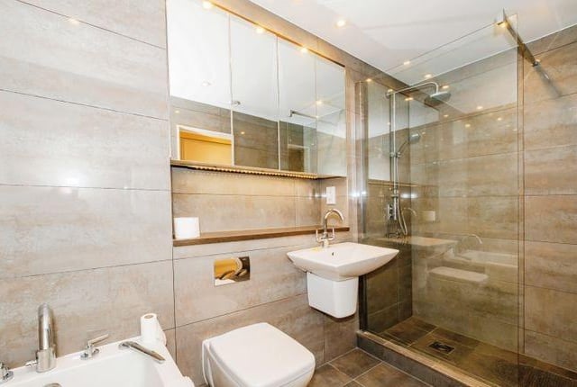 There is the added bonus of an additional shower room.