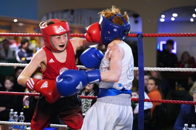 Beau Hartson lands a punch | Picture: Max Spanner Photoography