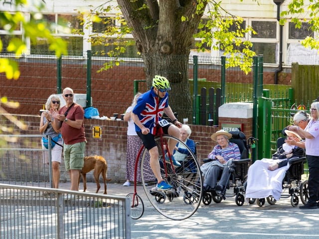 Beachy Head World Championship Penny Farthing Hill Climb 2025. Photo by TK photography. https://www.facebook.com/tadaskphoto