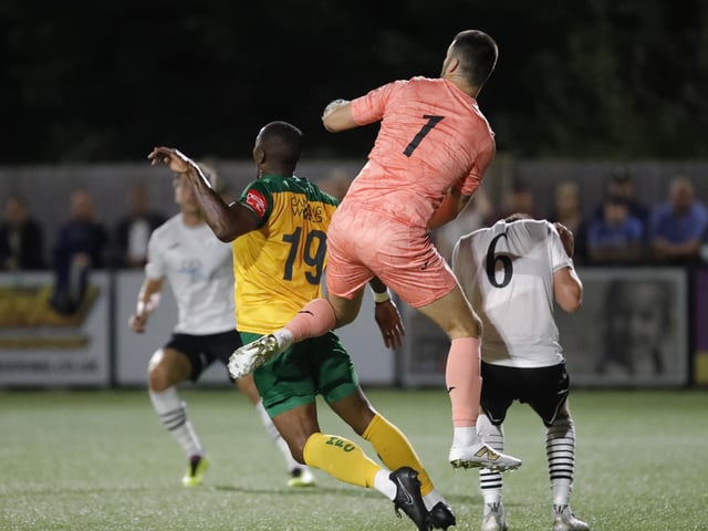 Horsham v Chichester City