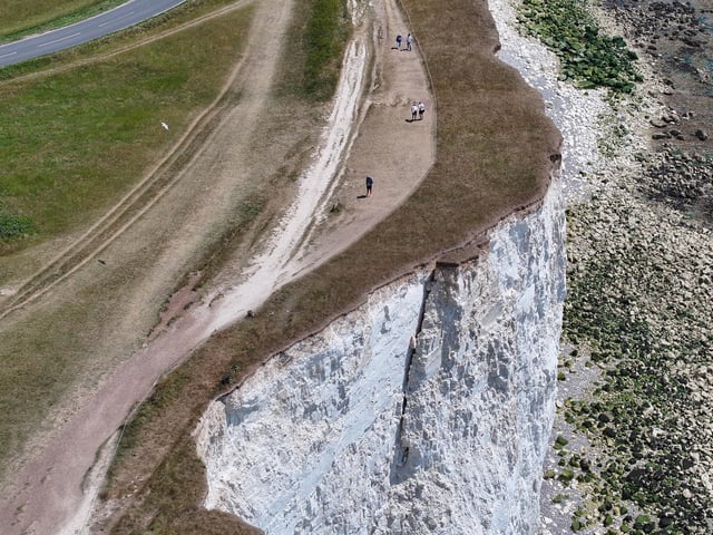 In Pictures: Crack in cliff at Beachy Head near Belle Tout Lighthouse