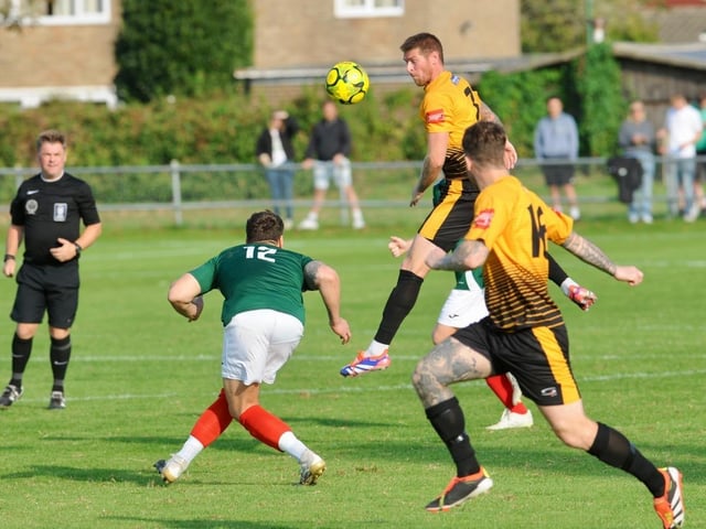 Littlehampton Town v Burgess Hill Town in the FA Trophy