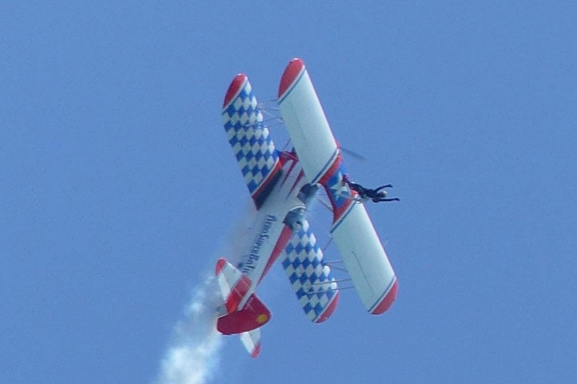 Amzing Wing In pictures: Amazing wing walking display at Eastbourne Airbourne