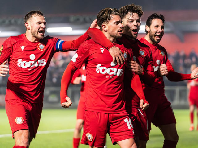 Worthing v Bath City, National League South