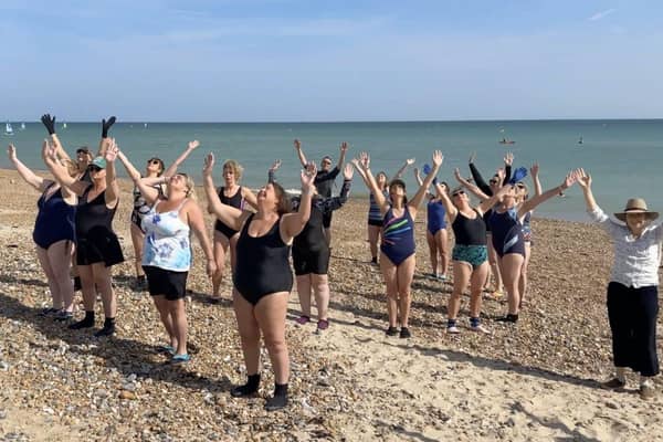 Swimmers from Worthing Bluetits and Goring Gulls helping raise awarness of lobular breast cancer