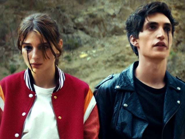 Don't Kill Me starts when main character Mirta dies of a drug overdose with her lover, however, she resuscitates alone only to discover she's part of a violent world she never knew existed.