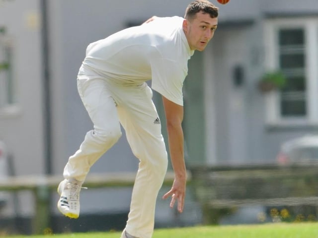 Action between Broadwater CC and Goring CC in Division 4 West of the Sussex Cricket League