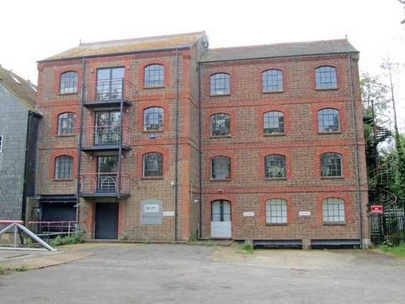 Roller Mill, Mill Lane