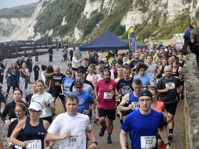 Tempo 10K for St Wilfrid's Hospice 2024 (Photo by Jon Rigby)