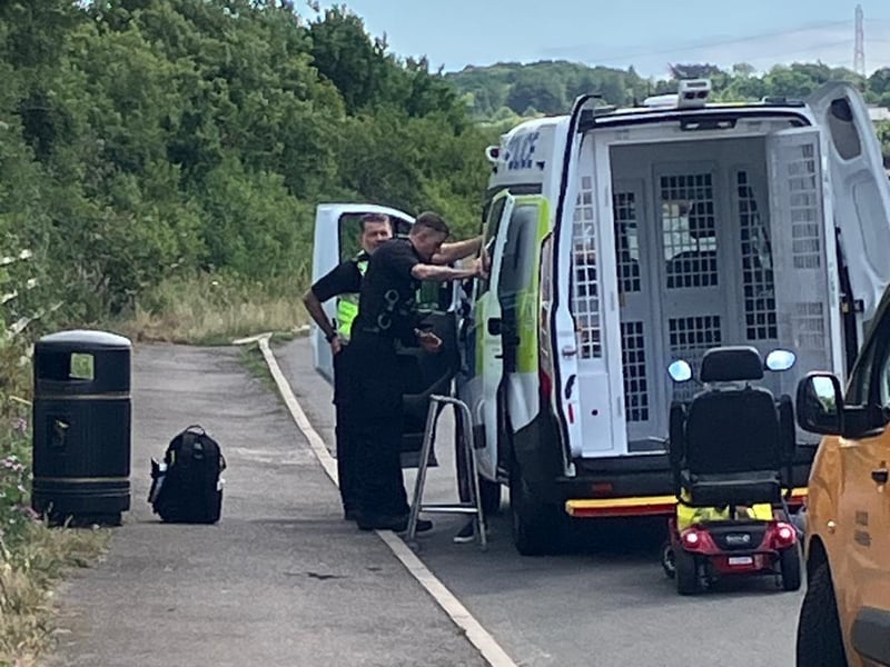 Police stop and assist mobility scooter on A27 carriageway in East Sussex