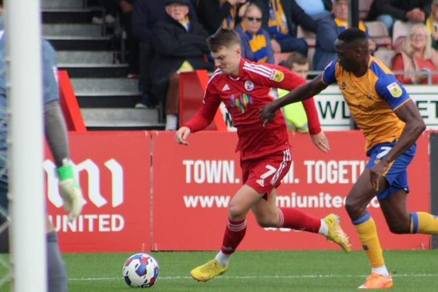 Looked incredibly bright on the wing today giving Mansfield plenty to worry about with his good movement and fancy feet. Unlucky not to come away with a goal or assist in this one but will definitely be happy with his performance today.