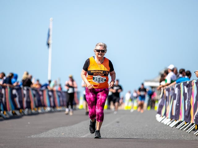 Images from a sun-baked Worthing 10k