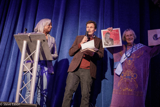 Peoples Eastbourne unveil plaque for Paul Robeson.
