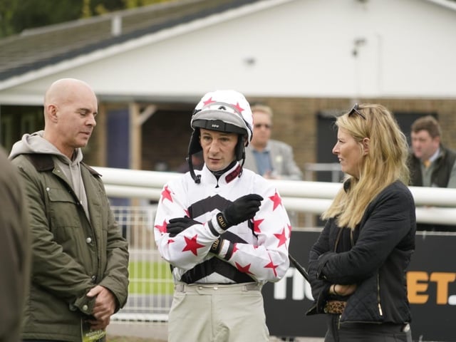 Fontwell Park jump racing action, October 2026