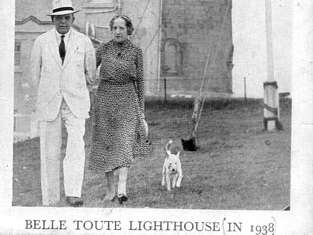 Belle Tout changed ownership again on 28 February 1923 when it was bought by Dame Elizabeth Phipps Purves-Stewart for £1,500.
Picture of Sir James and Lady Purves-Stewart at Belle Tout in 1938.