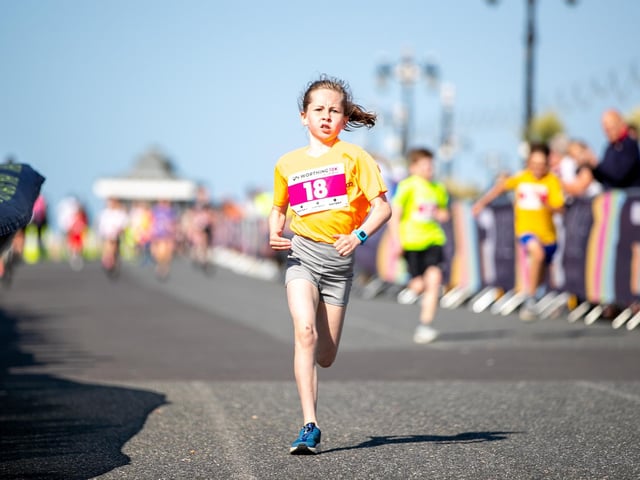 Images from a sun-baked Worthing 10k