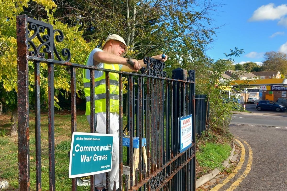 Improvement works continue in Worthing despite stormy weather