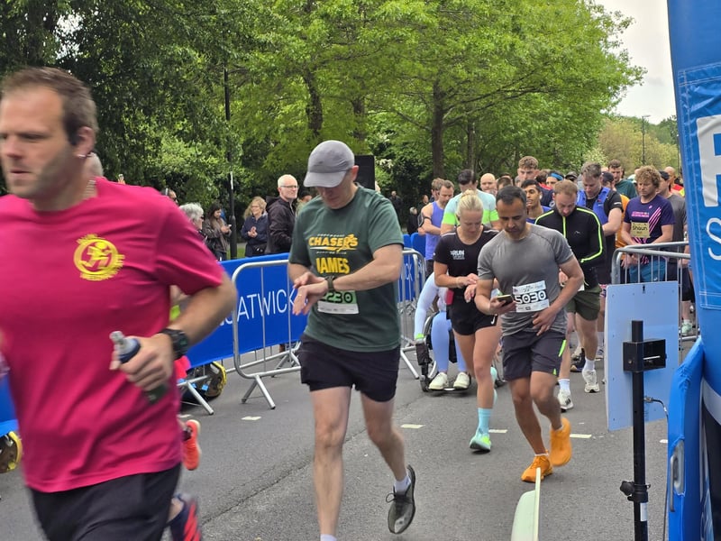 Run Gatwick 2026 half marathon and 5k