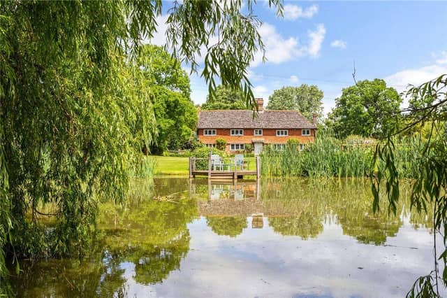 6 bed detached house for £2,750,000. Sold by Hamptons