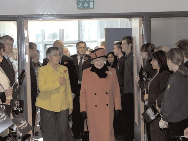 The Queen at Thomas Bennett