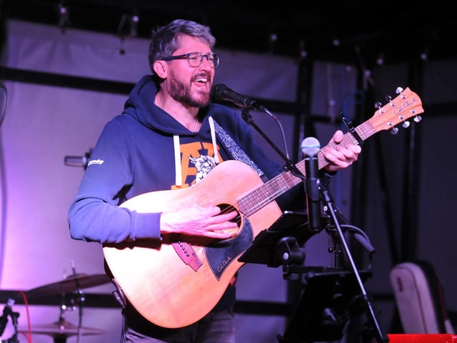 Visitors were able to enjoy live music.
