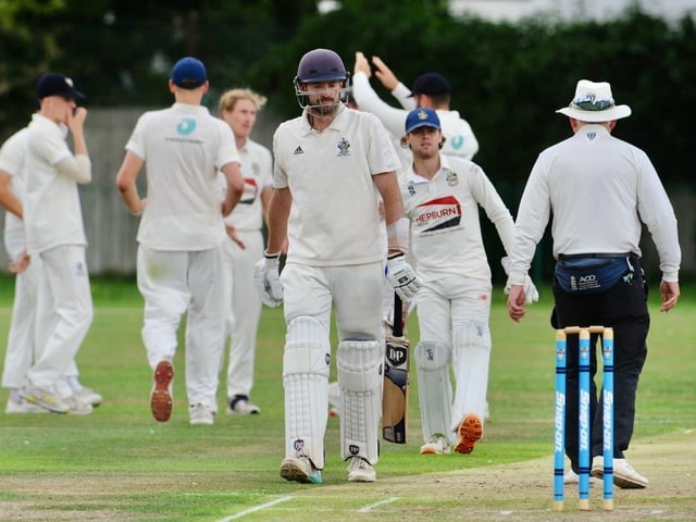 Worthing CC v Eastbourne CC, Sussex League Division 2