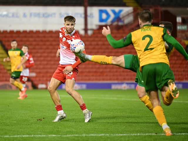 John McAtee of Barnsley in action during the Emirates FA Cup First Round match between Barnsley and Horsham at Oakwell Stadium.