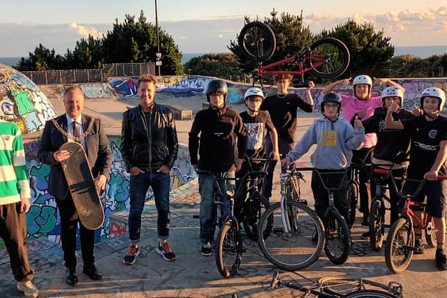 Mayor of Hastings, Cllr James Bacon, and lead councillor for Culture and Health, Cllr Andy Batsford, met with young skaters and riders at Boyley Forever Skate Park