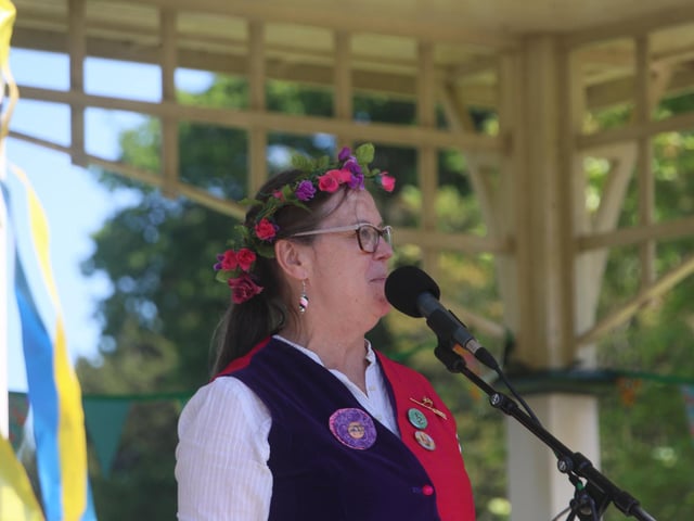 Crowning of the May Queen 2024 in Alexandra Park, Hastings, May 12. Photo by Roberts Photographic.
