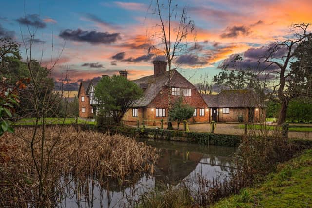 Set back from the main road, down the long gated driveway, lies Tifters Manor; a stunning example of a 15th Century, Grade II Listed Character property, set in the beautiful village of Charlwood, Surrey.