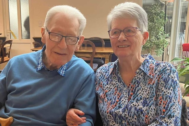 Eastbourne couple celebrate 60th anniversary after chance encounter - Brenda and Michael Goldsmith