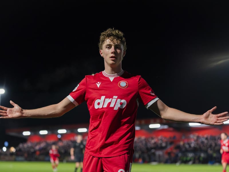 Brad Dolagan (21 Worthing FC) celebrates during the match between Worthing FC and Dorking Wanderers in the Enterprise National League South at Sussex Transport Community Stadium : Worthing v Dorking Wanderers, National League South
