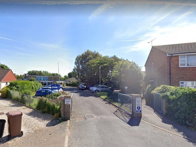 At South Bersted CofE Primary School, 83% of parents who made it their first choice were offered a place for their child. A total of six applicants had the school as their first choice but did not get in.