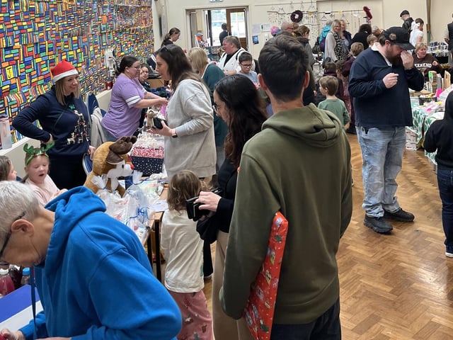 A Christmas craft market at Georgian Gardens Community Primary School in Rustington has raised just over £1,000 towards new laptops for the children