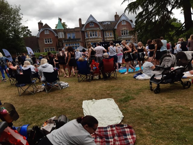 Goffs Park is set in over 20 hectares of woodland, lawns and conservation habitats. It is the oldest park in Crawley and offers a relaxed environment for visitors. Goffs Park has a prestigious Green Flag award.