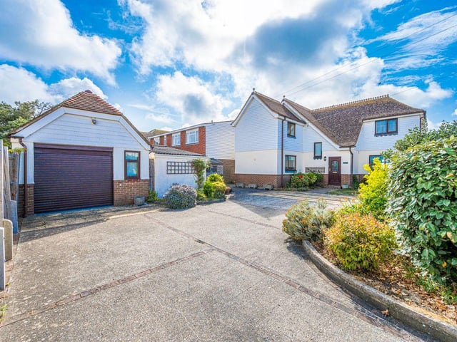 Pebble Road, Pevensey Bay
